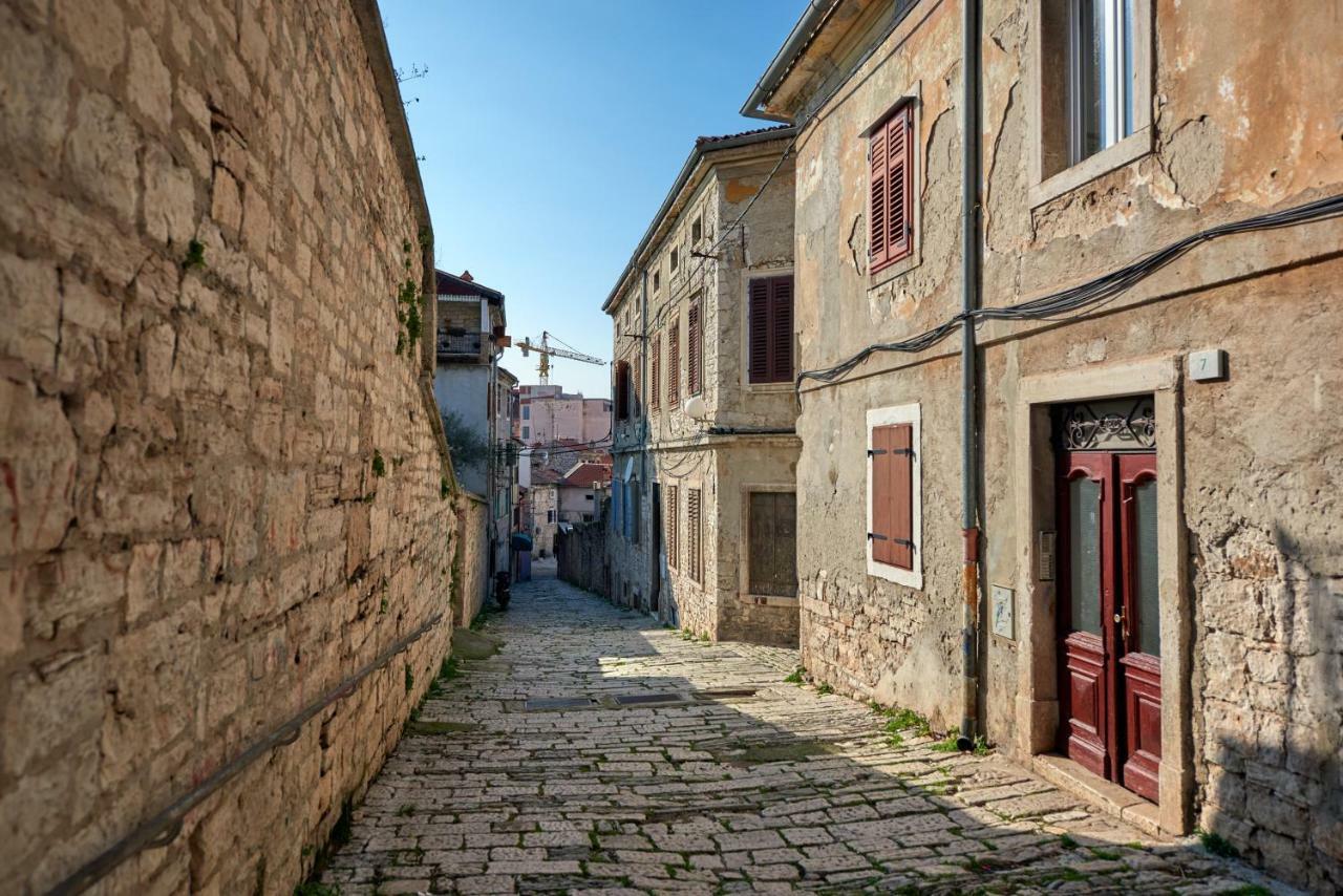 Old Romantic With Free Private Parking Pula