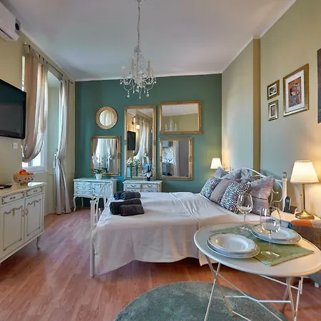 Old City Romantic Studio With Free Private Parking Pula Exterior foto